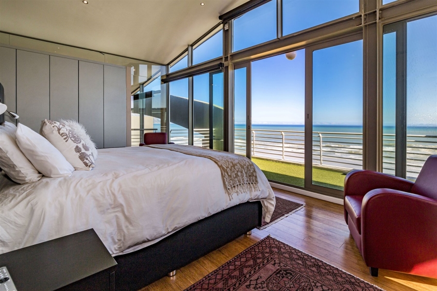 3 Bedroom Property for Sale in Strand North Western Cape